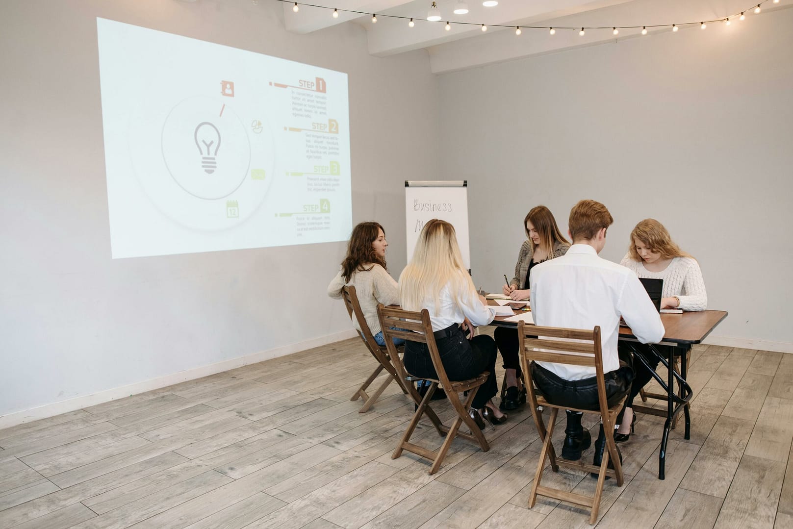 Kostenloses Stock Foto zu brainstorming, kollegen, mannschaft